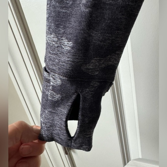 LILULEMON Warm Stabilizer 1/2 Zip Hoodie - Picture 7 of 11